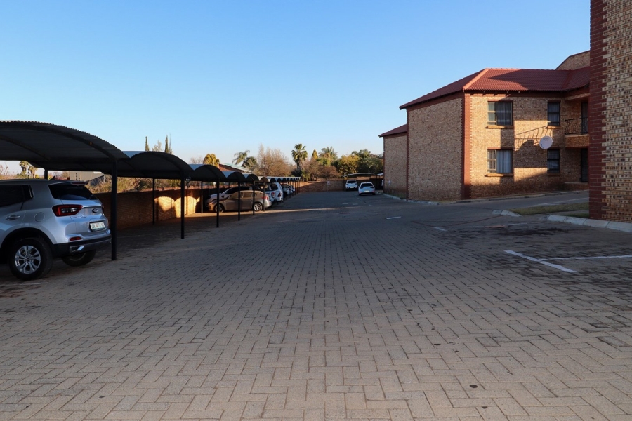 2 Bedroom Property for Sale in Doringkruin North West